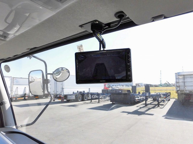 三菱ふそうファイターアルミウイング中型（4t）[写真19]