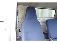 三菱ふそうキャンターアルミウイング小型（2t・3t）[写真29]