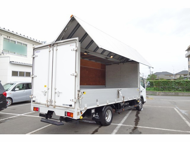 三菱ふそうキャンターアルミウイング小型（2t・3t）[写真03]