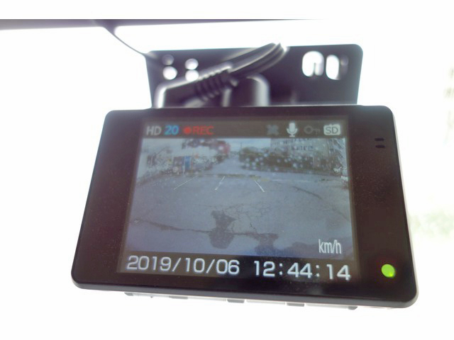 三菱ふそうキャンターアルミウイング小型（2t・3t）[写真33]