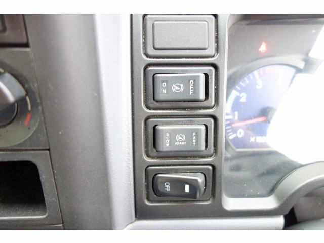 三菱ふそうキャンターアルミウイング小型（2t・3t）[写真38]