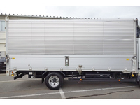 三菱ふそうキャンターアルミウイング小型（2t・3t）[写真06]