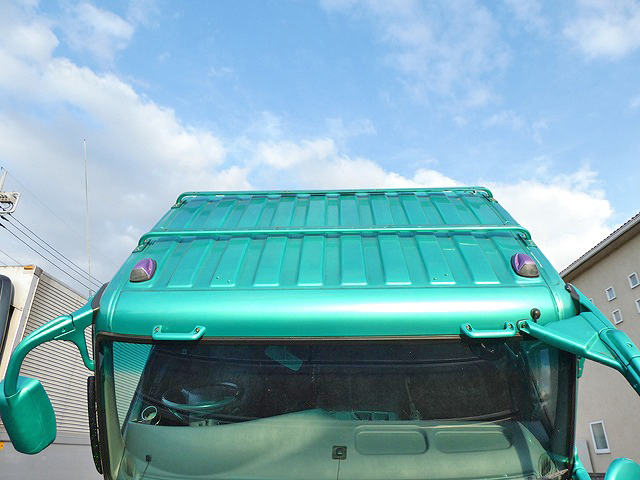 三菱ふそうスーパーグレートセルフローダー大型（10t）[写真12]