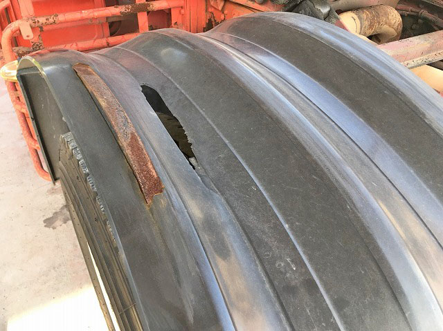 日野プロフィアトレーラーヘッド（トラクターヘッド）大型（10t）[写真17]