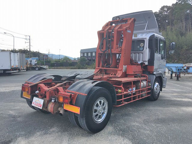 日野プロフィアトレーラーヘッド（トラクターヘッド）大型（10t）[写真02]