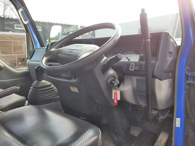 いすゞエルフローダーダンプ小型（2t・3t）[写真32]