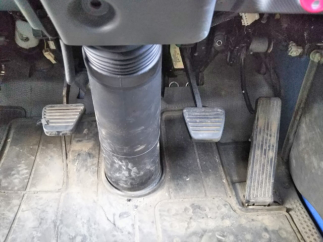 いすゞエルフローダーダンプ小型（2t・3t）[写真39]