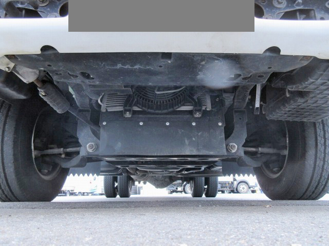 いすゞエルフアルミバン小型（2t・3t）[写真18]