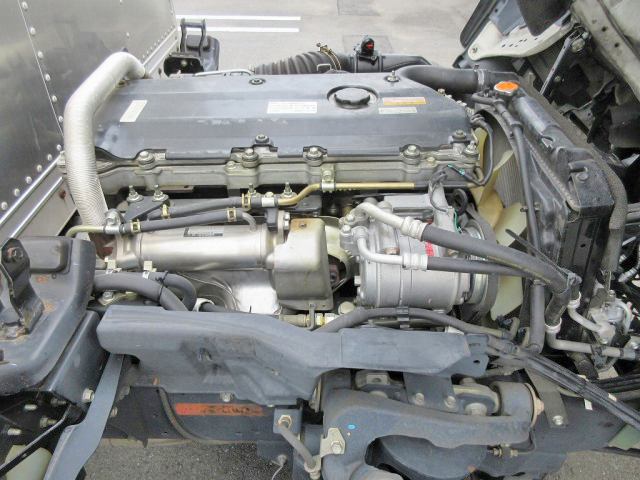 いすゞエルフアルミバン小型（2t・3t）[写真23]