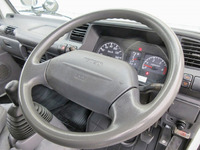 いすゞエルフアルミバン小型（2t・3t）[写真33]