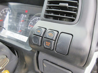 いすゞエルフアルミバン小型（2t・3t）[写真35]