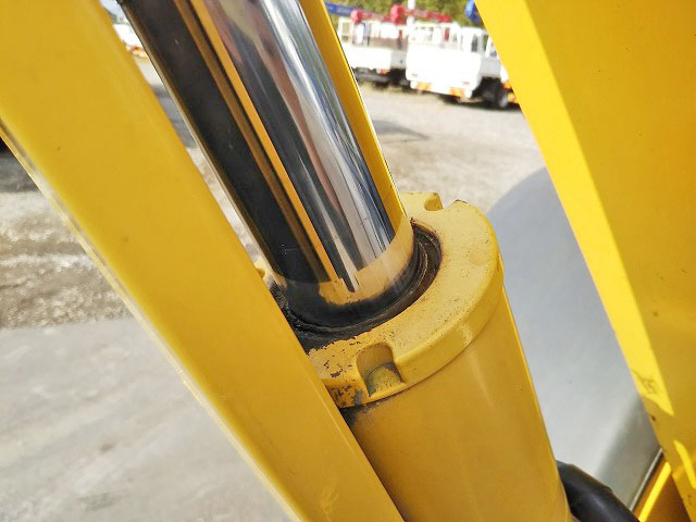 コマツミニユンボ（ミニバックホー）[写真11]