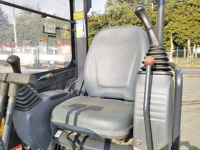 コマツミニユンボ（ミニバックホー）[写真27]