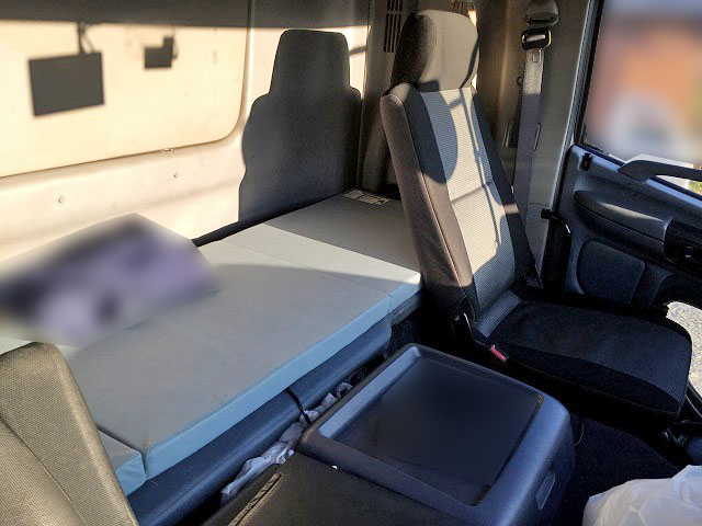 日野プロフィアアルミウイング大型（10t）[写真27]