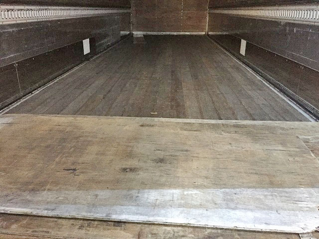 日野プロフィアアルミウイング大型（10t）[写真09]