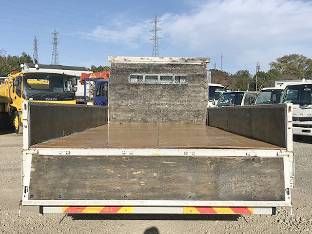 三菱ふそうキャンター平ボディ小型（2t・3t）[写真10]