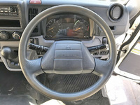 三菱ふそうキャンター平ボディ小型（2t・3t）[写真31]