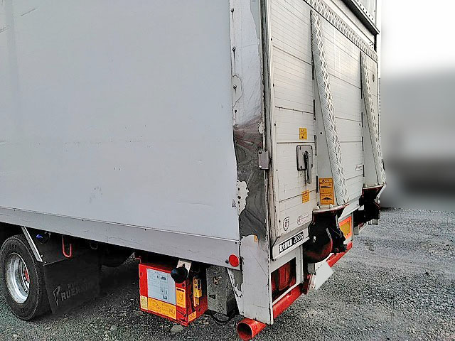 日野レンジャー冷凍車（冷蔵車）中型（4t）[写真03]
