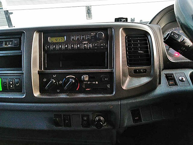 日野レンジャー冷凍車（冷蔵車）中型（4t）[写真35]