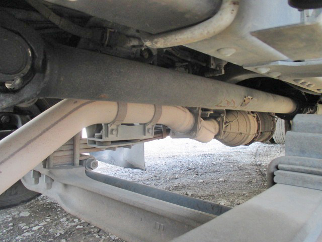 いすゞギガアルミウイング大型（10t）[写真09]