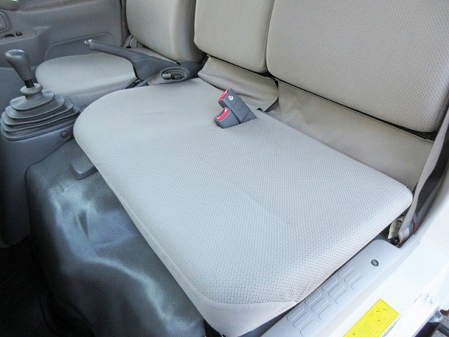 トヨタトヨエースアルミバン小型（2t・3t）[写真29]