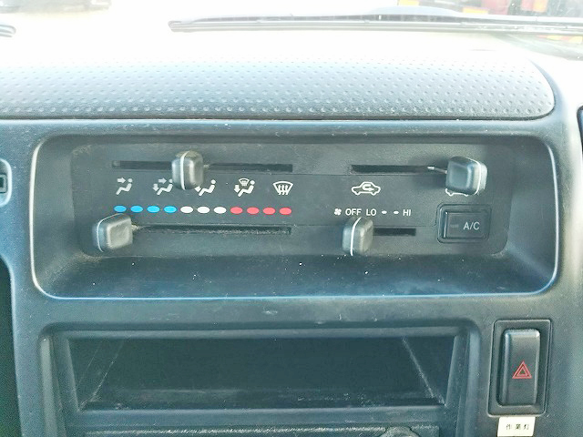 トヨタダイナアルミバン小型（2t・3t）[写真37]