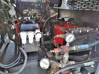 マツダタイタン高圧洗浄車小型（2t・3t）[写真12]