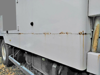 マツダタイタン高圧洗浄車小型（2t・3t）[写真21]