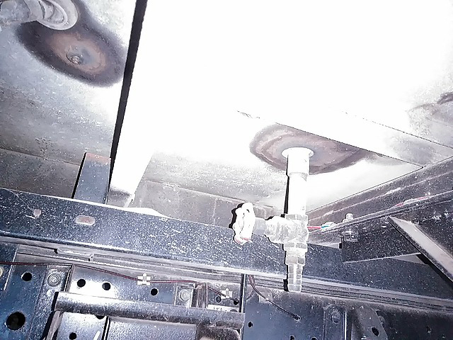 マツダタイタン高圧洗浄車小型（2t・3t）[写真27]