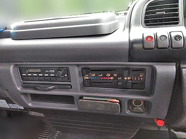 マツダタイタン高圧洗浄車小型（2t・3t）[写真36]