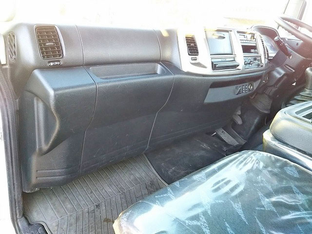 日野レンジャークレーン4段中型（4t）[写真28]