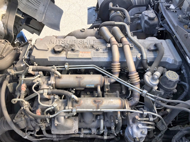 三菱ふそうスーパーグレートアルミブロック大型（10t）[写真23]