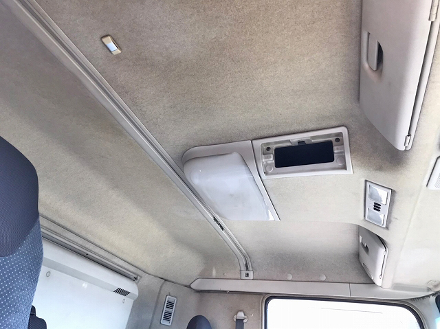 三菱ふそうスーパーグレートアルミブロック大型（10t）[写真30]