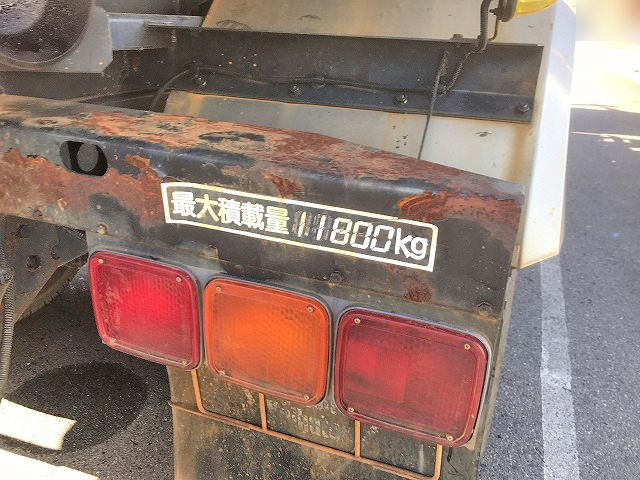 三菱ふそうスーパーグレートコンテナ専用車大型（10t）[写真10]