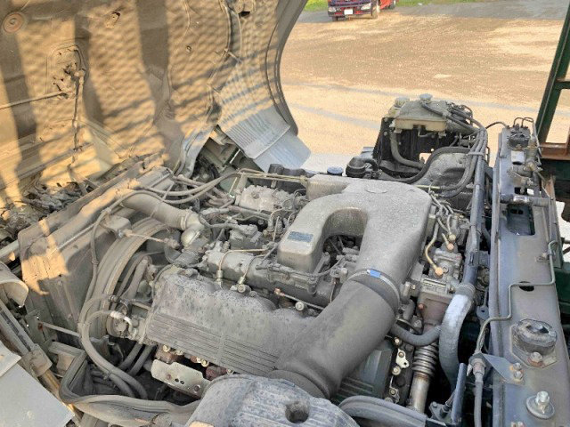 三菱ふそうスーパーグレート平ボディ大型（10t）[写真19]