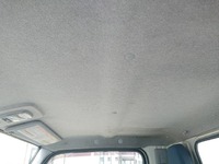 三菱ふそうキャンター平ボディ小型（2t・3t）[写真23]