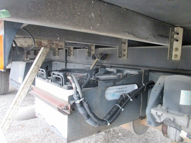 日野レンジャーアルミバン増トン（6t・8t）[写真09]