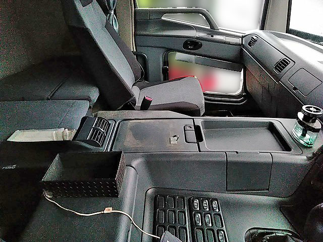 三菱ふそうスーパーグレートミキサー車（コンクリートミキサー）大型（10t）[写真17]