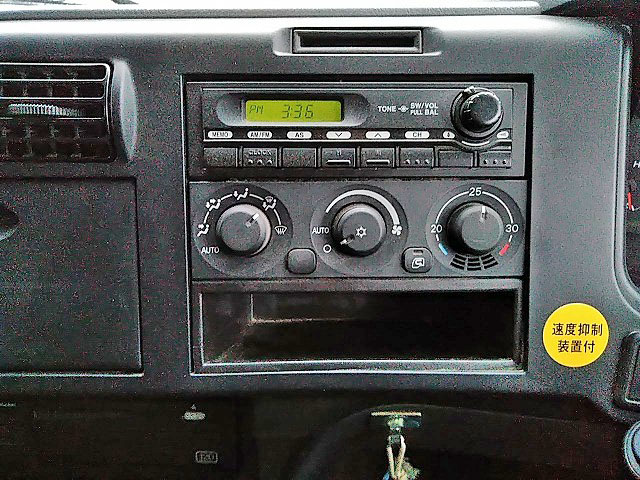 三菱ふそうスーパーグレートミキサー車（コンクリートミキサー）大型（10t）[写真22]