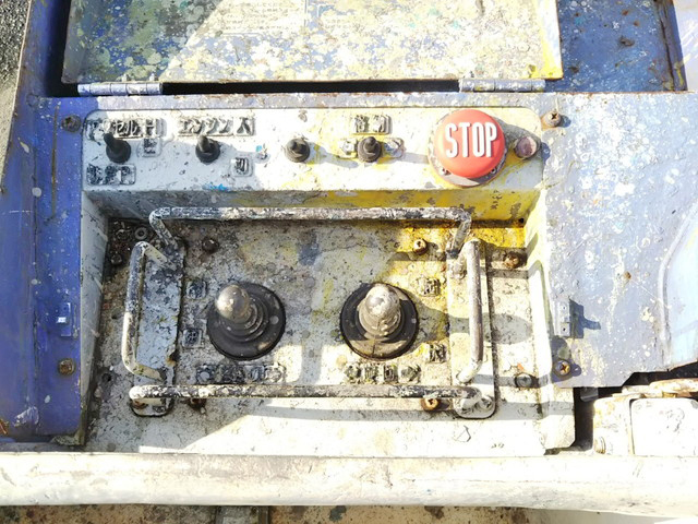 いすゞエルフ高所作業車小型（2t・3t）[写真12]