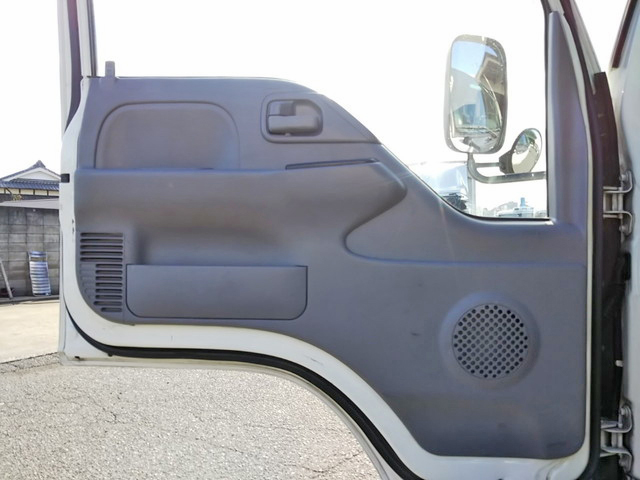 いすゞエルフ高所作業車小型（2t・3t）[写真30]