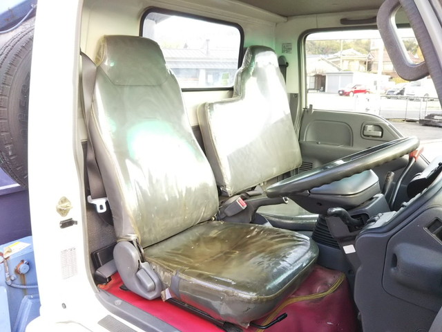 いすゞエルフ高所作業車小型（2t・3t）[写真32]