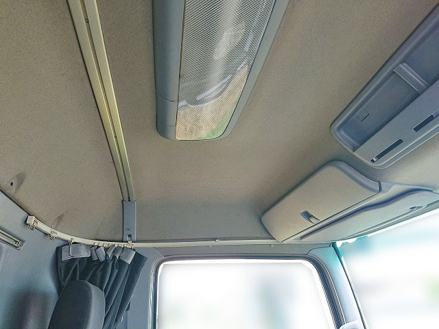 日野プロフィアアルミウイング大型（10t）[写真26]