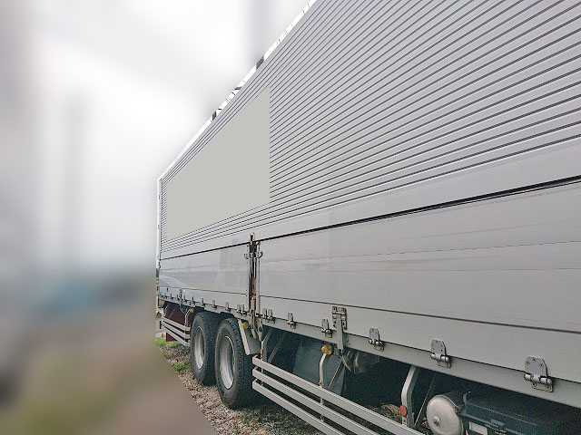 日野プロフィアアルミウイング大型（10t）[写真03]