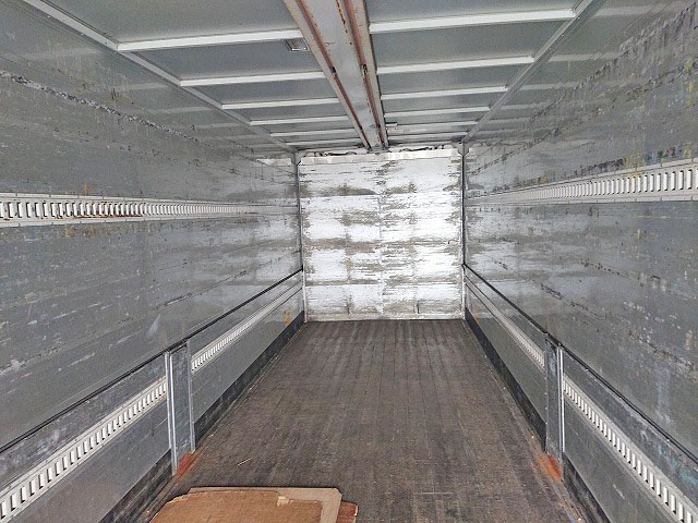 日野プロフィアアルミウイング大型（10t）[写真06]