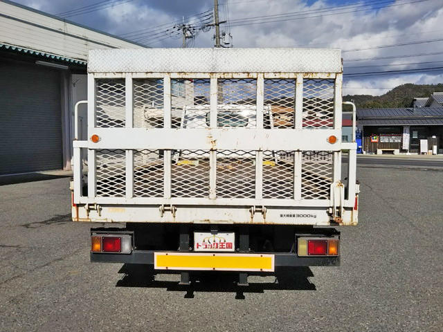 いすゞエルフセーフティローダー小型（2t・3t）[写真11]