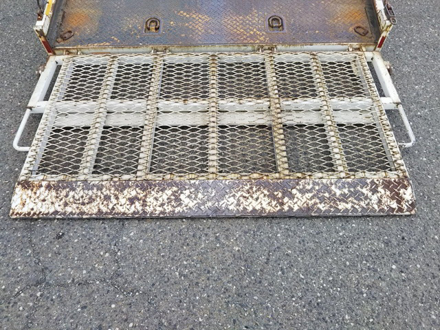 いすゞエルフセーフティローダー小型（2t・3t）[写真14]