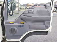 いすゞエルフセーフティローダー小型（2t・3t）[写真32]