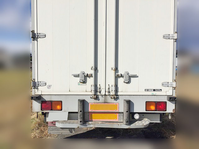 いすゞフォワードアルミウイング中型（4t）[写真06]