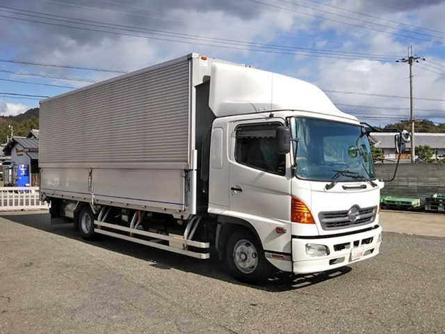 日野レンジャーアルミウイング中型（4t）[写真03]